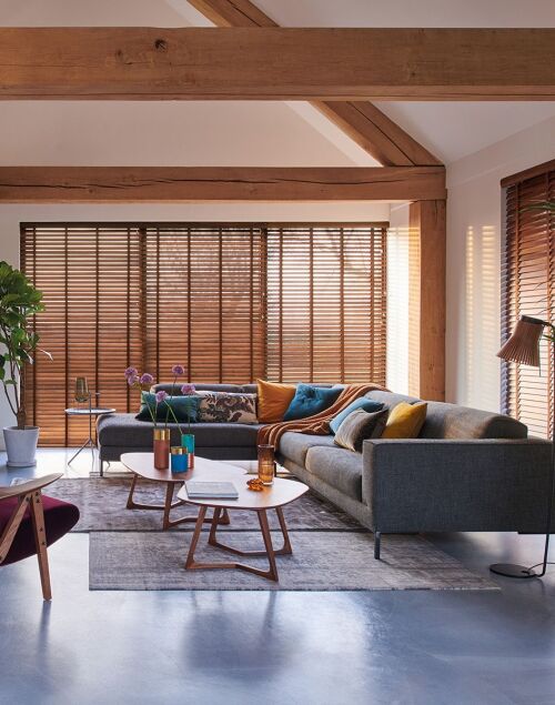 Waarom kiezen voor op maat gemaakte Houten Jaloezieën?